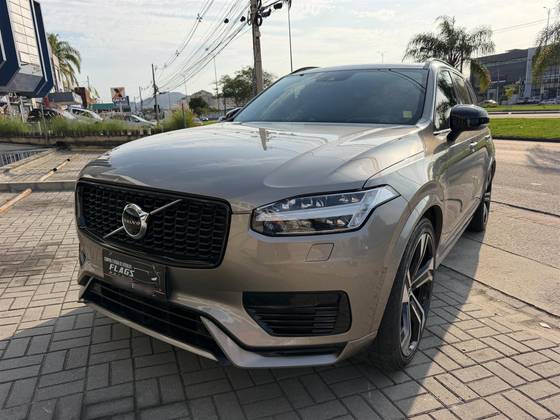 VOLVO XC90 2.0 T8 HYBRID R-DESIGN AWD GEARTRONIC VOLVO XC90 2.0 T8 HYBRID R-DESIGN AWD GEARTRONIC